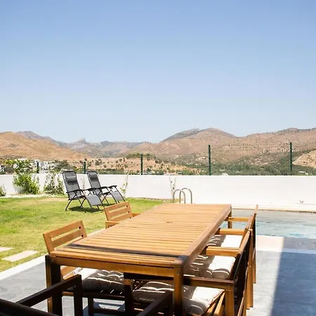 Welcome To Huzurderekoey Villa *