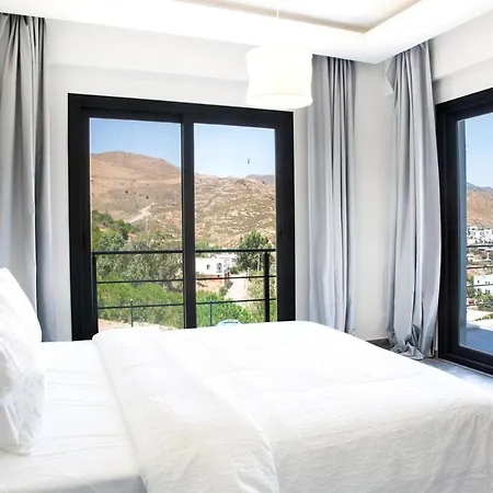 Welcome To Huzurderekoey Villa Peksimet