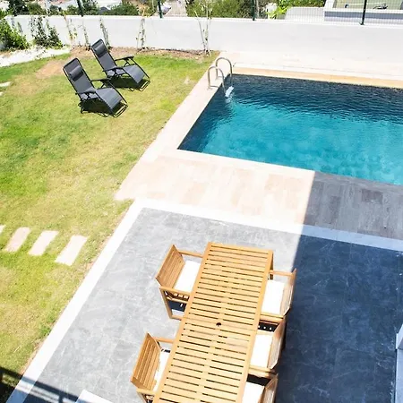 Welcome To Huzurderekoey Villa Peksimet